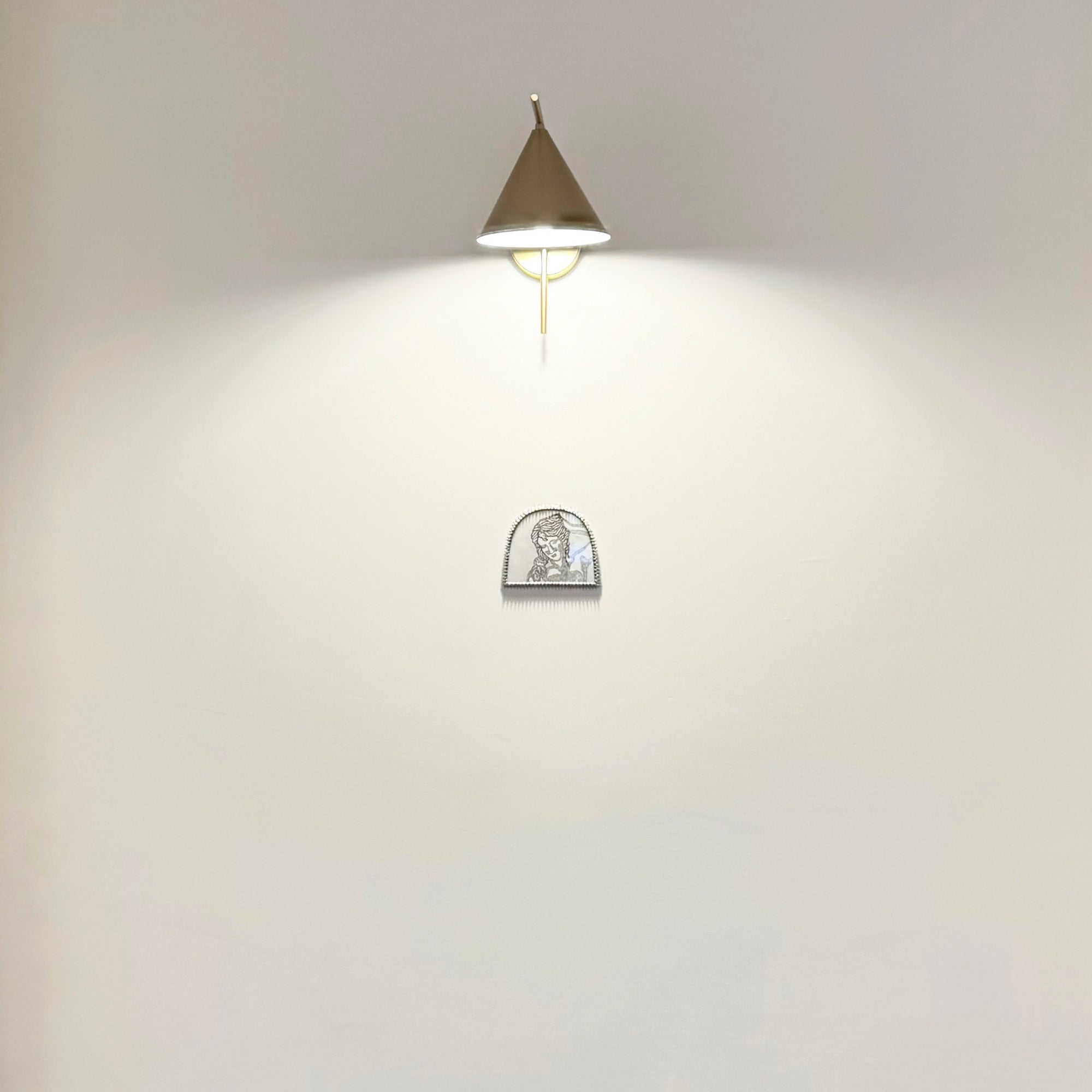 FLORA QUEEN (Wall Charm)