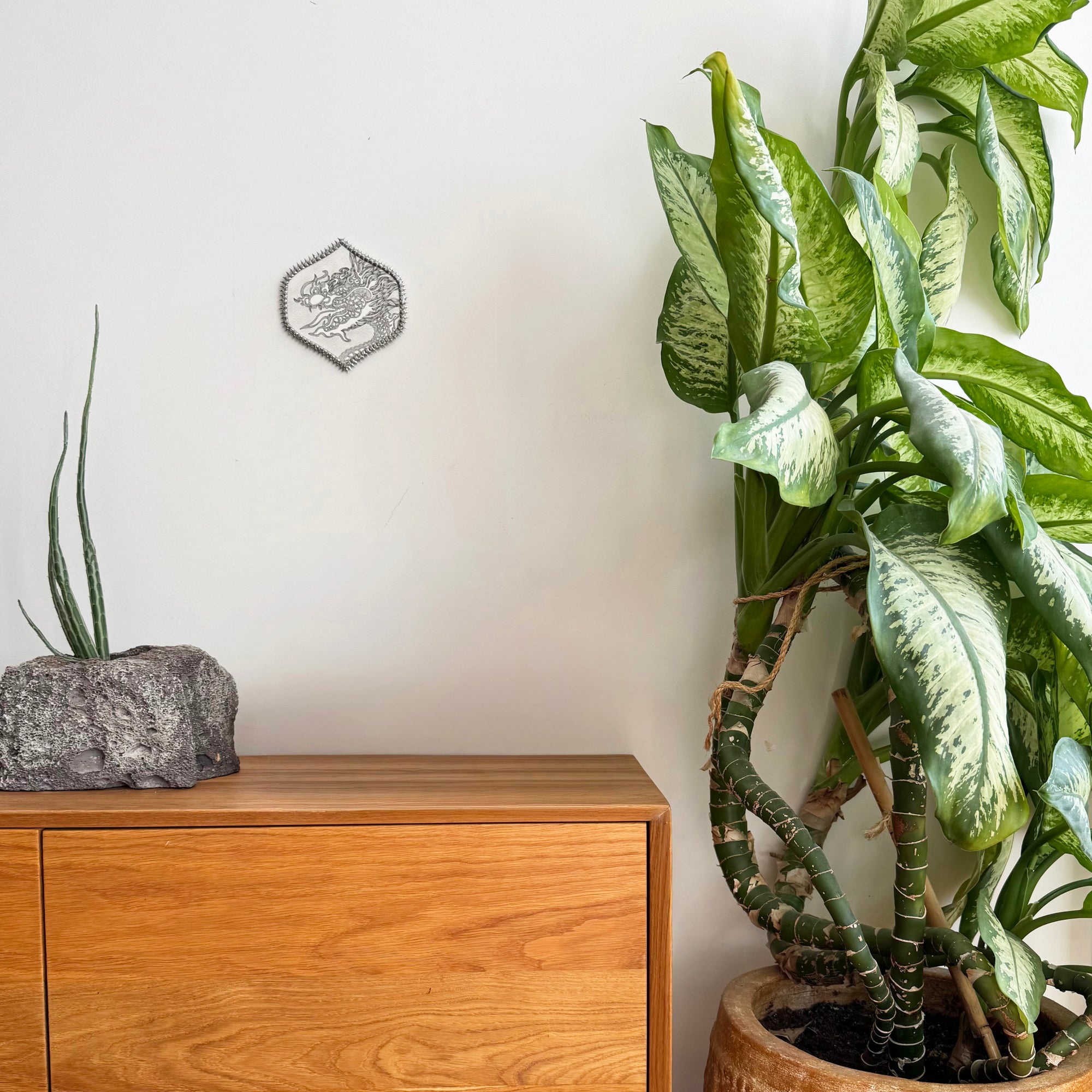 YEAR OF THE DRAGON (Wall Charm)