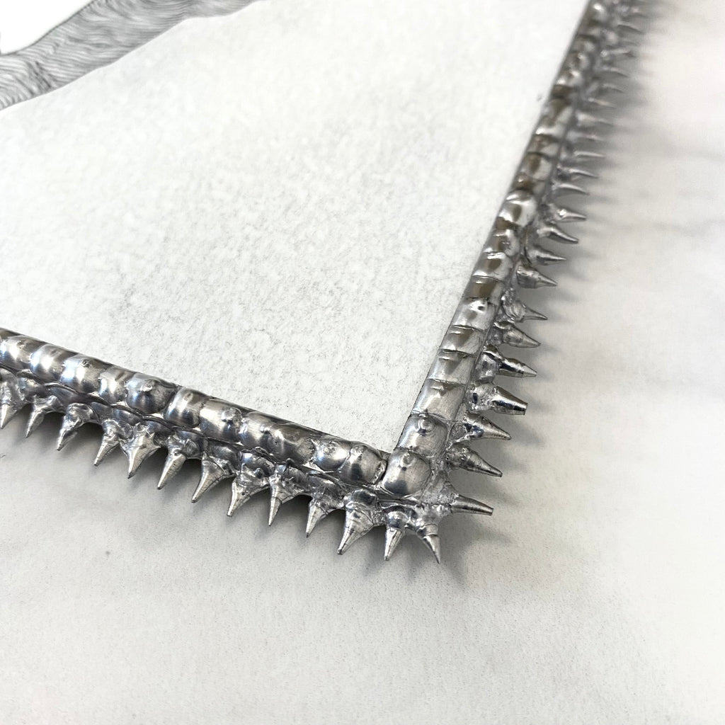 WEEPING HEAD (Wall Charm)