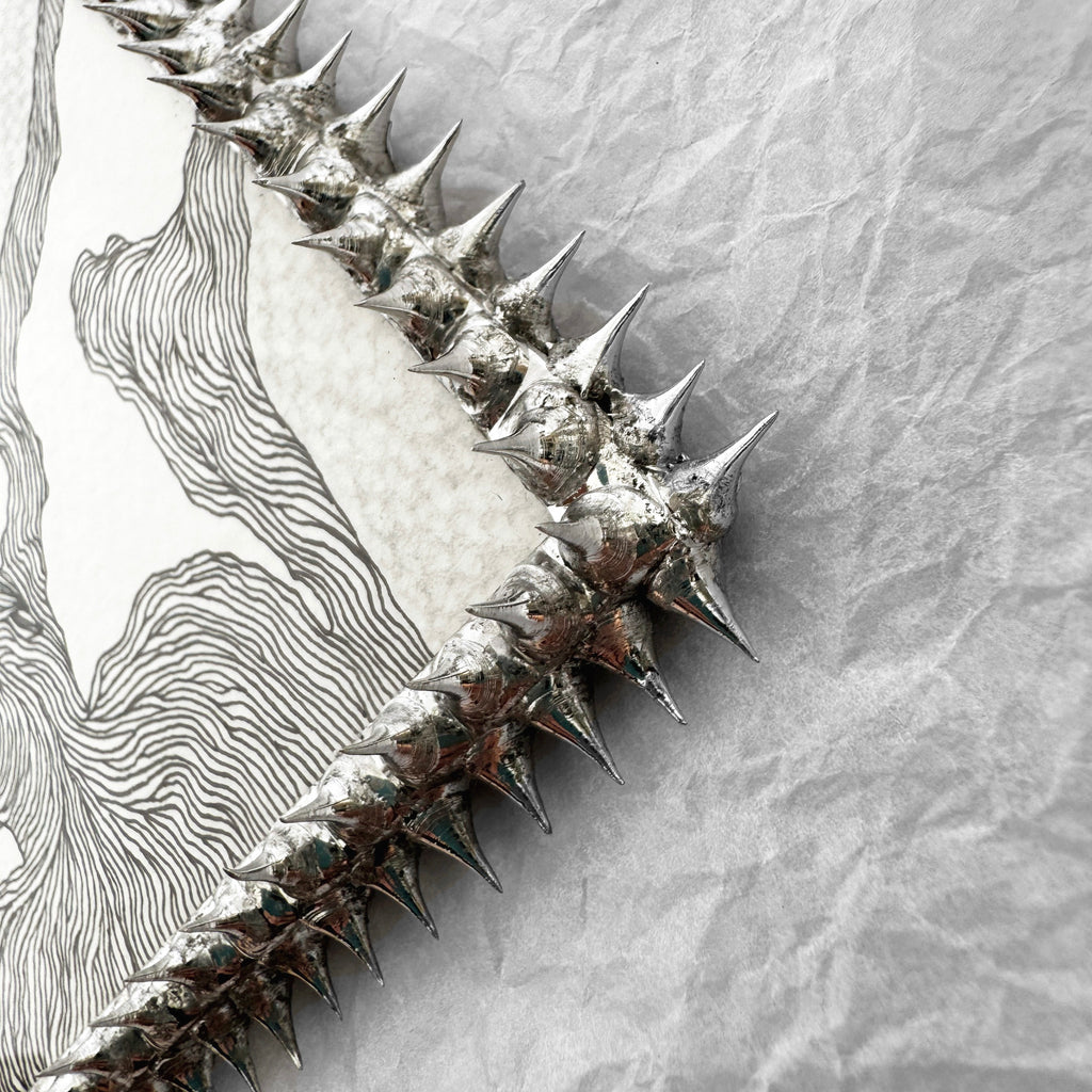 FLORA QUEEN (Wall Charm)